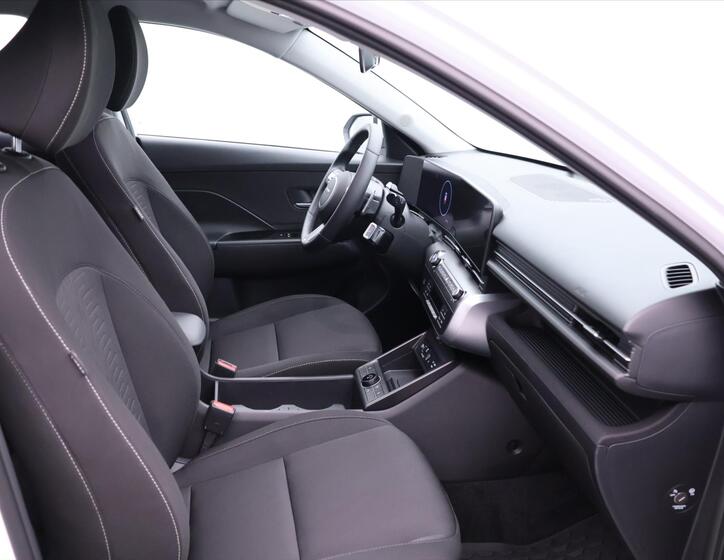 Hyundai Kona 12