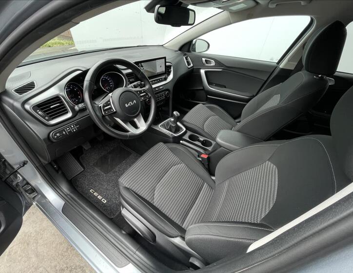 KIA Ceed 5