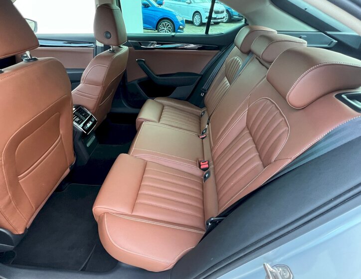 Škoda Superb 23