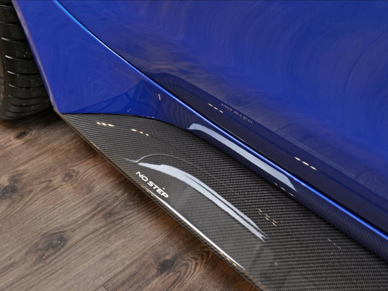 Jaguar XE 7