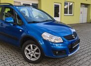 Suzuki SX4 1