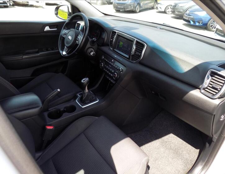 KIA Sportage 23