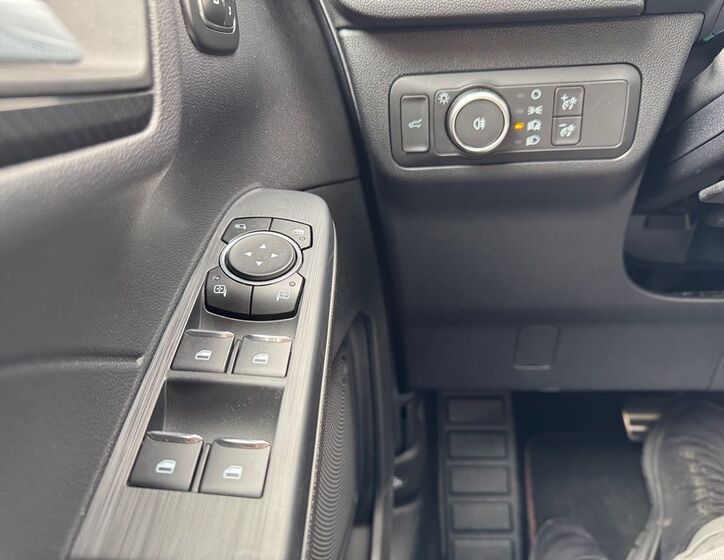 Ford Kuga 18