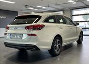 Hyundai i30 4