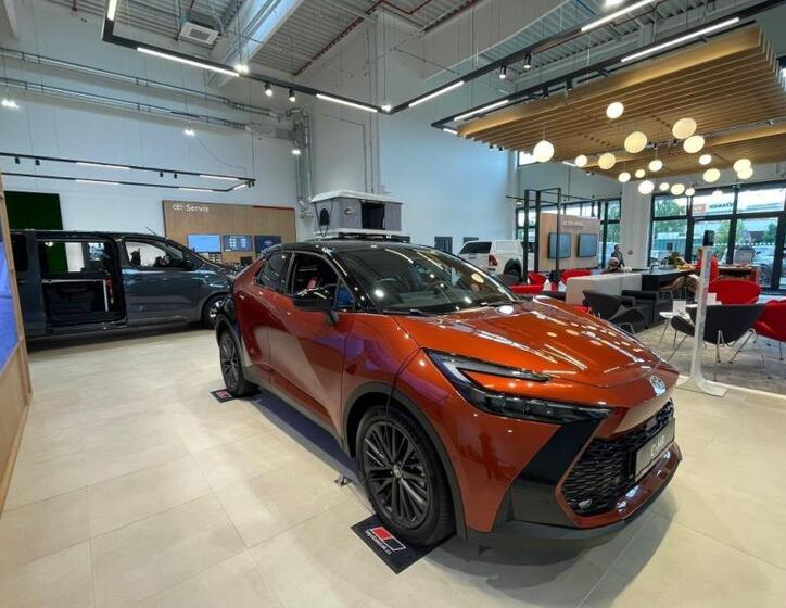Toyota C-HR 9