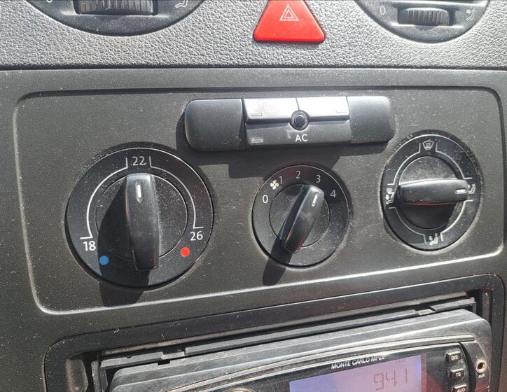 Volkswagen Caddy 23