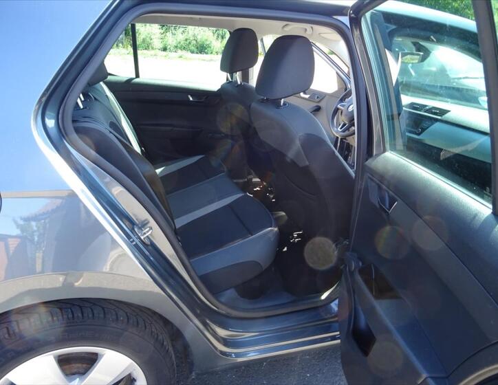 Škoda Fabia 15