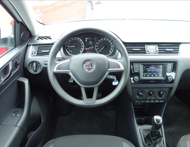Škoda Rapid 16