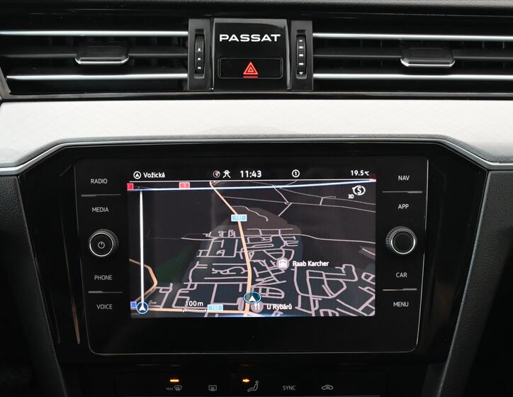 Volkswagen Passat 19