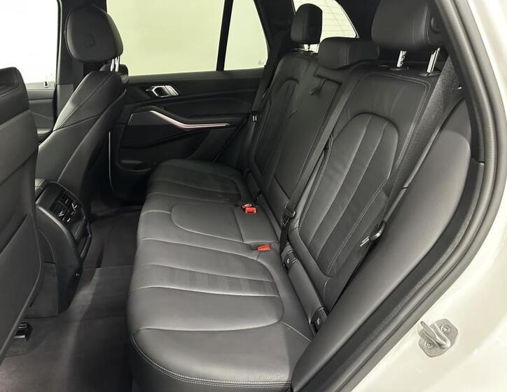 BMW X5 12