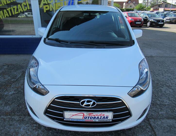 Hyundai ix20 3