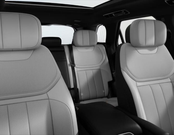 Land Rover Range Rover Sport 7