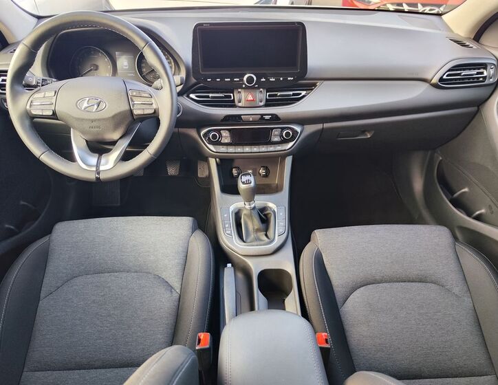 Hyundai i30 13