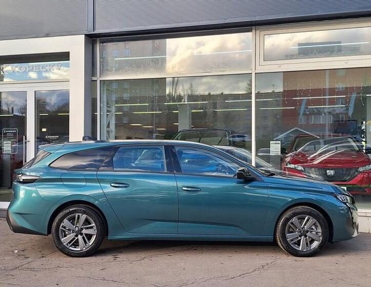 Peugeot 308 8