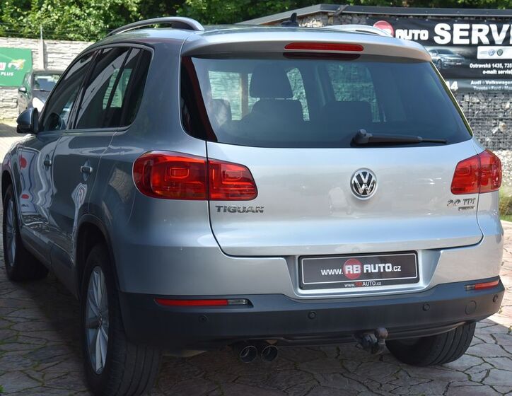 Volkswagen Tiguan 8