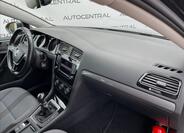 Volkswagen Golf 20