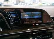 Cadillac Escalade 34