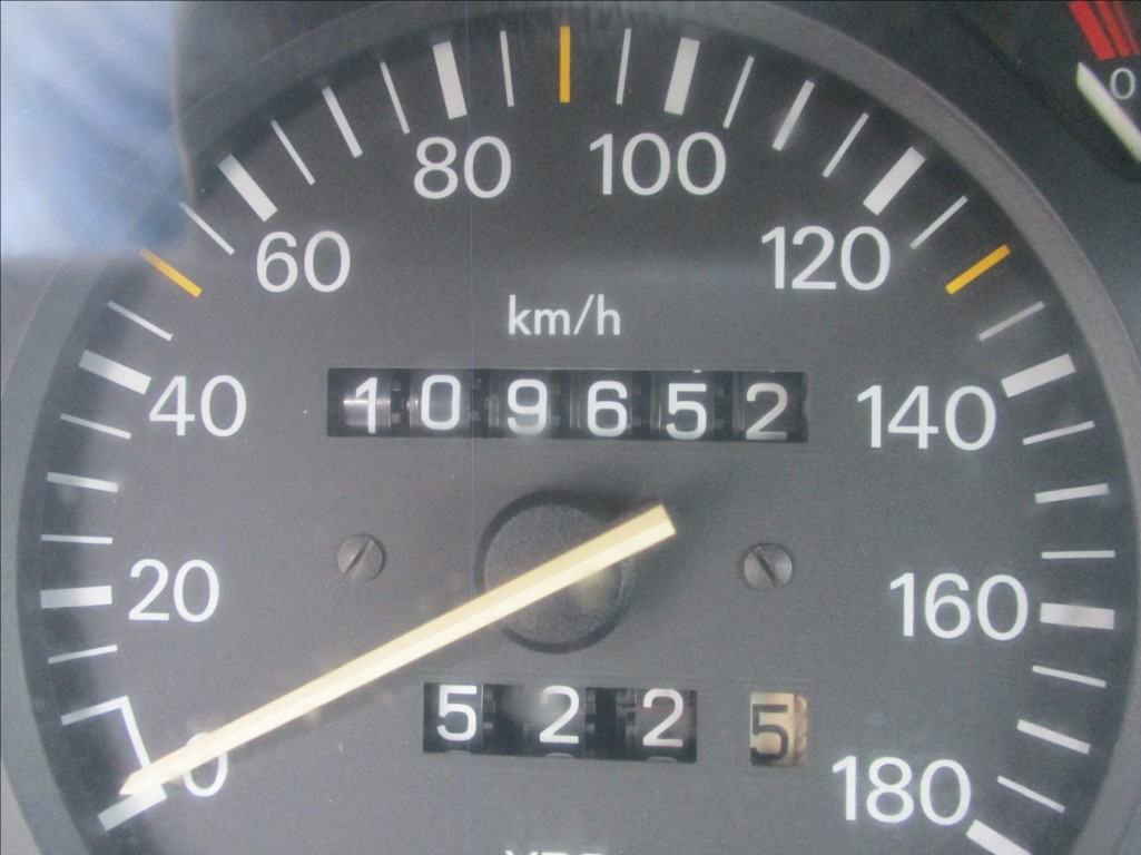 Peugeot 106