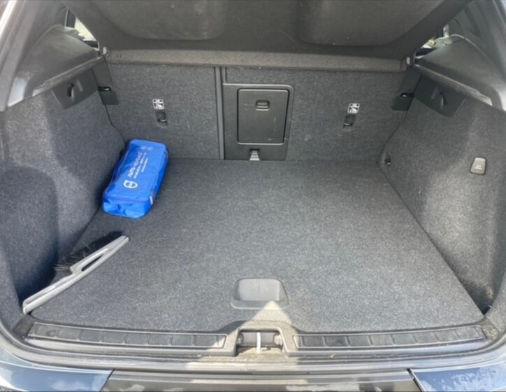 Volvo XC40 6