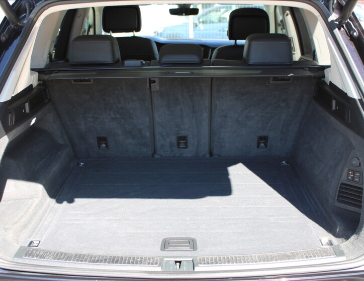 Volkswagen Touareg 37