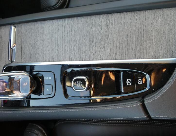 Volvo XC90 17