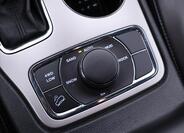 Jeep Grand Cherokee 26