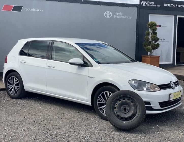 Volkswagen Golf 1