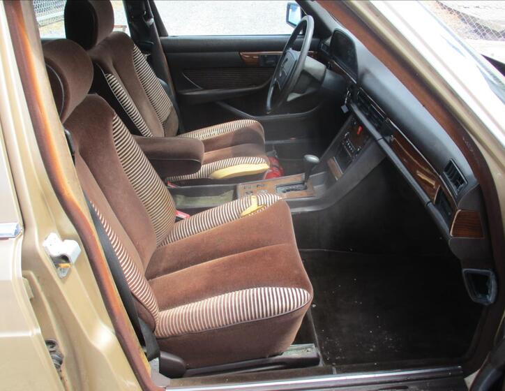 Mercedes-Benz Třídy S 14