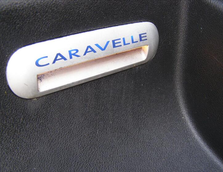 Volkswagen Caravelle 10