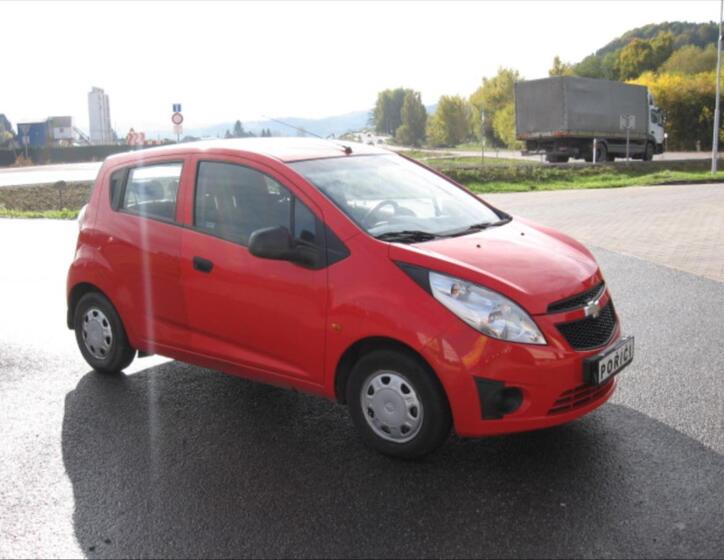 Chevrolet Spark 4
