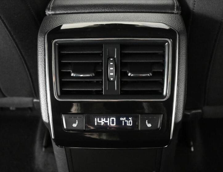 Škoda Superb 22