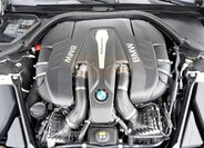 BMW Řada 7 10