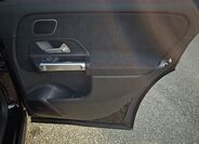 Mercedes-Benz EQB 18