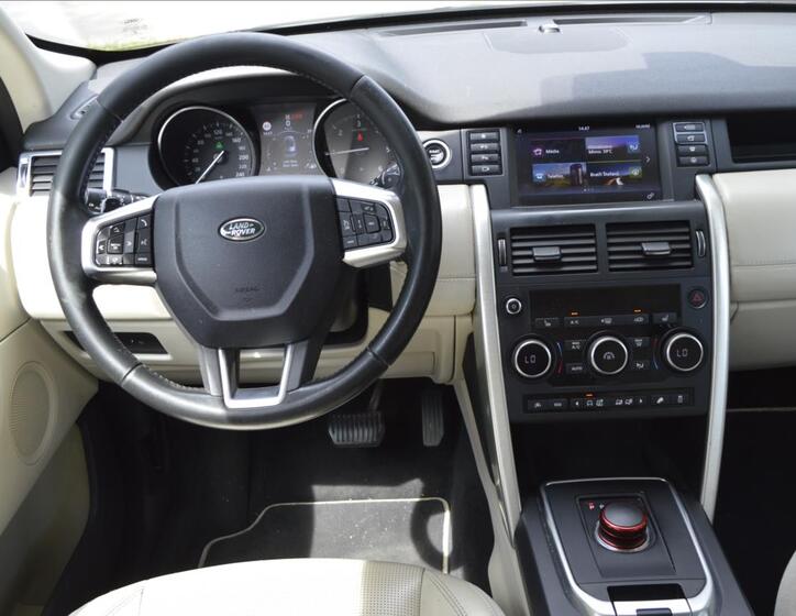 Land Rover Discovery Sport 10