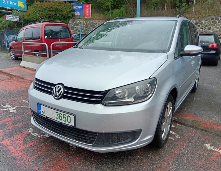 Volkswagen Touran 3