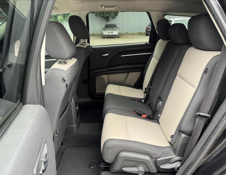 Dodge Journey 29