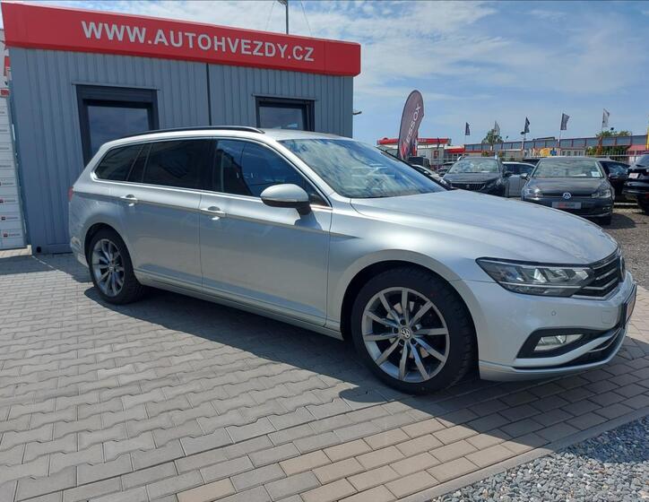 Volkswagen Passat 1