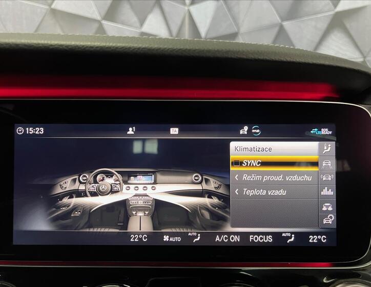 Mercedes-Benz CLS 21