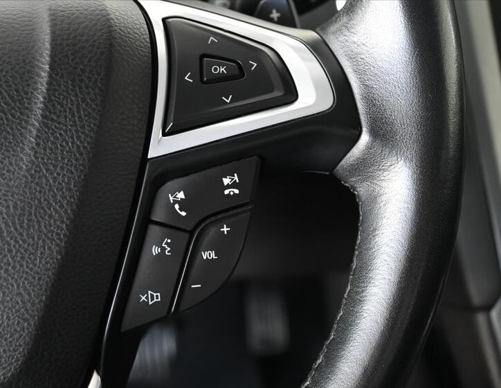 Ford Mondeo 18