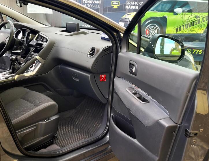 Peugeot 3008 24