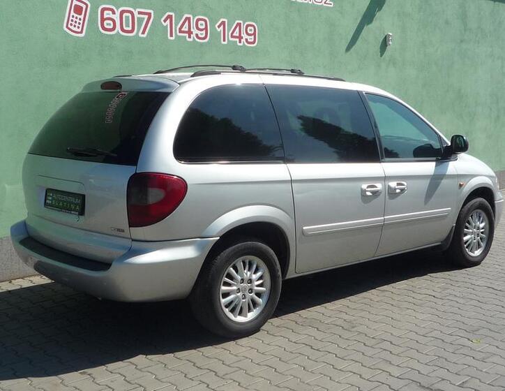 Chrysler Voyager 6