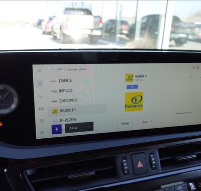 Lexus ES 300h 24