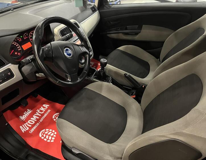 Fiat Grande Punto 8