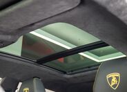 Lamborghini Urus 18