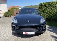 Porsche Cayenne 8
