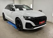 Audi Q8 1