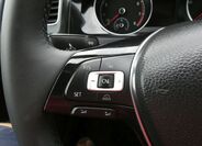 Volkswagen Golf 34