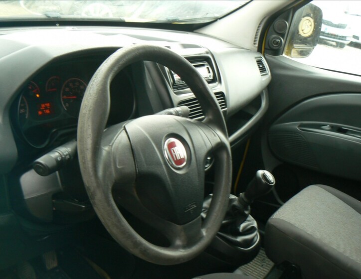 Fiat Dobló 10