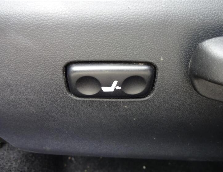 Toyota Auris 18