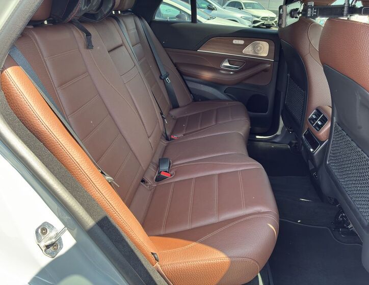 Mercedes-Benz GLE 7